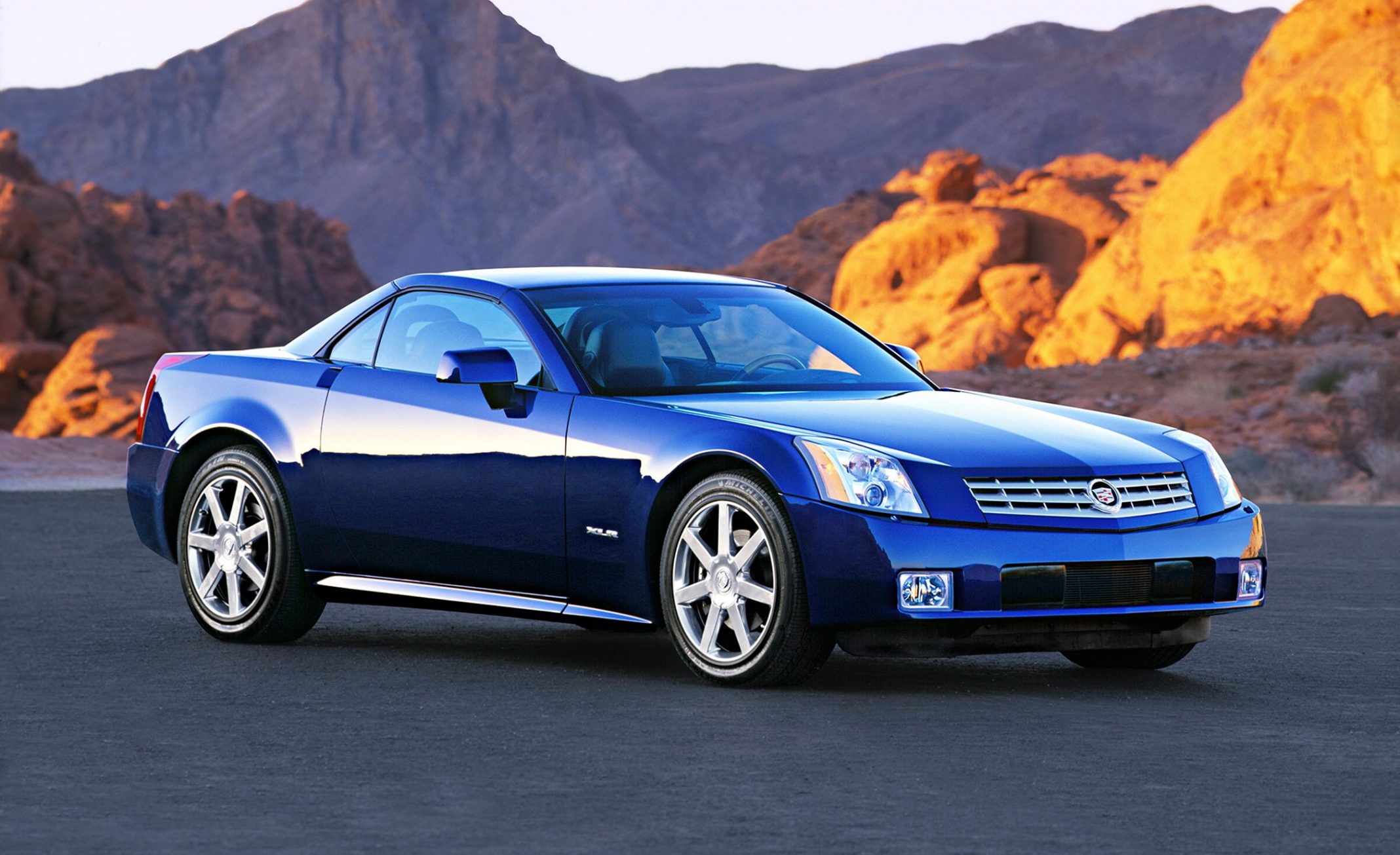 The Precision of the Cadillac XLR GT Car - i GT Cars Directory